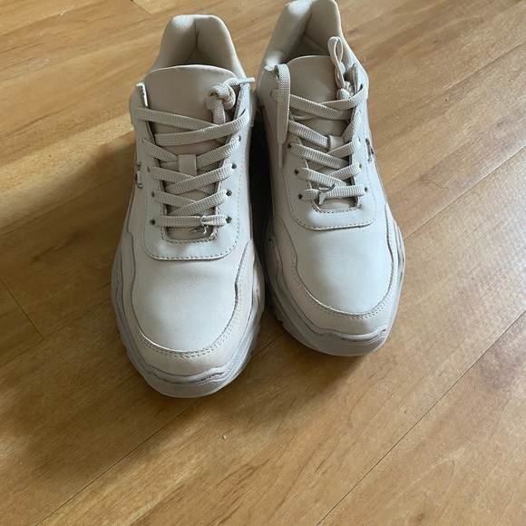 Windsor Smith Carte Marshmallow Nubuck Sneakers - Picture 2 of 10